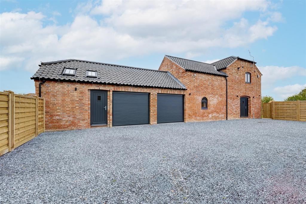 NG13 0 GL Overfields Barn-003.jpg