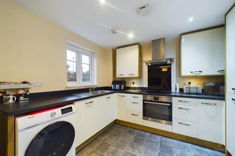 2 bedroom flat for sale, Jubilee Place, North Lincolnshire DN18