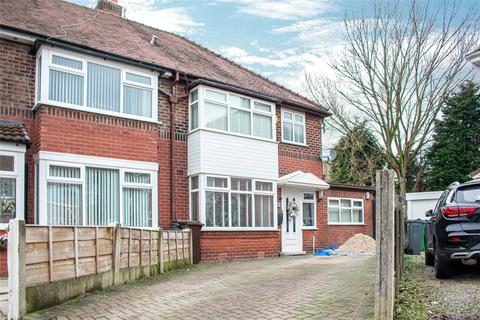 3 bedroom semi-detached house for sale, Bradshaw Fold Avenue, New Moston, Manchester, M40