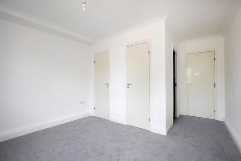 2 bedroom flat for sale, Eltham Lawn, Queens Road, Cheltenham, GL50