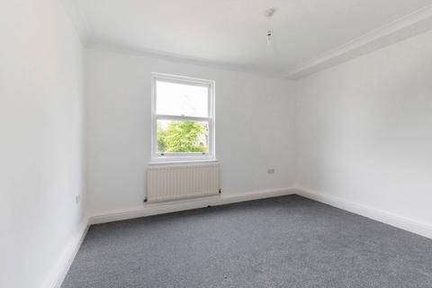 2 bedroom flat for sale, Eltham Lawn, Queens Road, Cheltenham, GL50