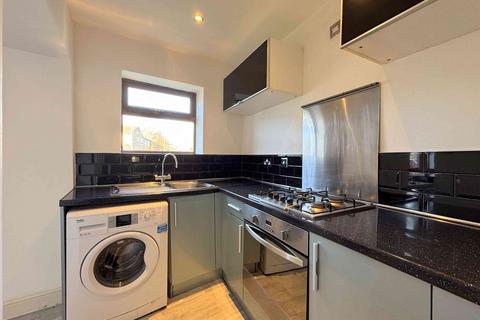 2 bedroom terraced house for sale, West End, Liversedge WF15