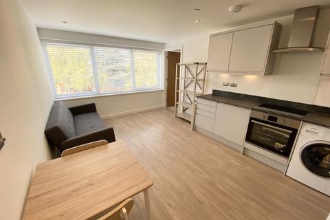 1 bedroom apartment to rent, Spectrum House, Woking GU21