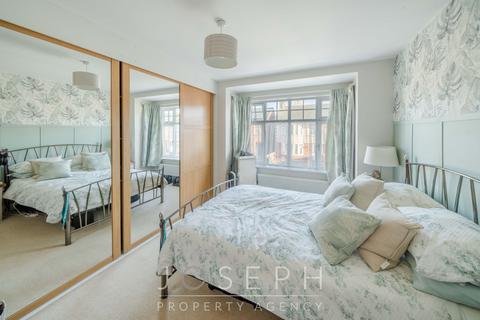 14 Avondale Road, Ipswich, IP3 9JT