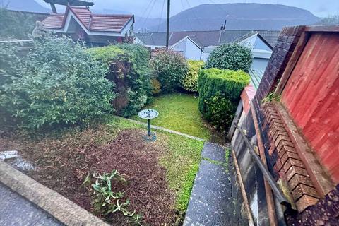 2 Green Acre Drive, Tonypandy, CF40 1DA