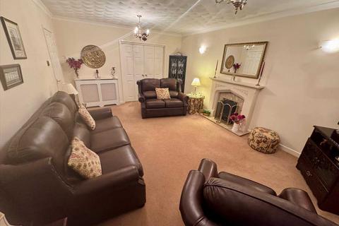 2 Green Acre Drive, Tonypandy, CF40 1DA