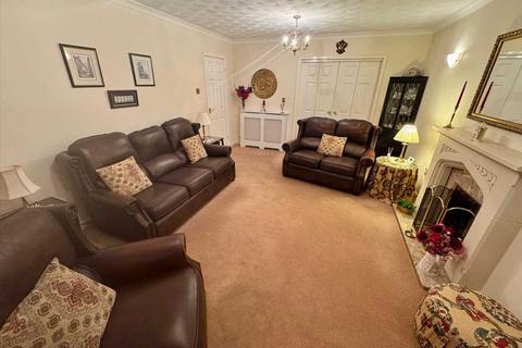 2 Green Acre Drive, Tonypandy, CF40 1DA