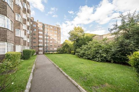 2 bedroom flat for sale, Corner Fielde, London SW2