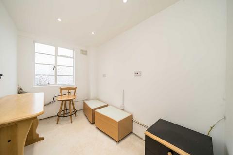 2 bedroom flat for sale, Corner Fielde, London SW2