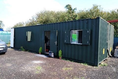 Office to rent, Smallfield