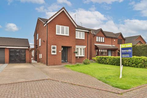 4 bedroom detached house for sale, Northcroft Drive, Hull, HU8 9UL