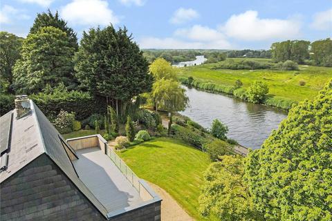 5 bedroom detached house to rent, Woods End, Bramerton, Norwich, Norfolk, NR14
