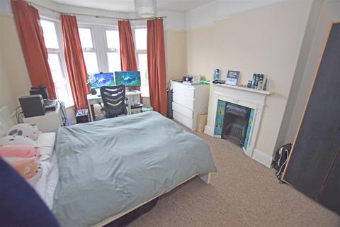 3 bedroom house to rent, Longspears Avenue, Cardiff