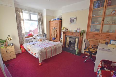 3 bedroom house to rent, Longspears Avenue, Cardiff