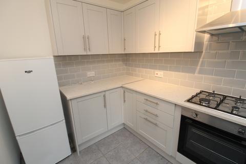 2 bedroom apartment to rent, Canterbury Way, Great Warley, CM13