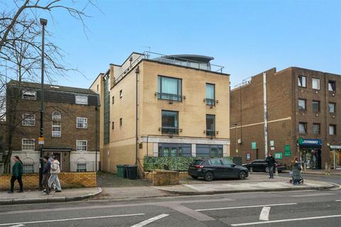 2 bedroom apartment for sale, Silver Lodge, Highgate Road, London, NW5