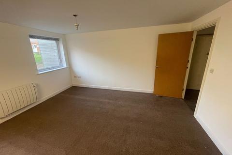 2 bedroom ground floor flat to rent, Siloam Place, Ipswich IP3