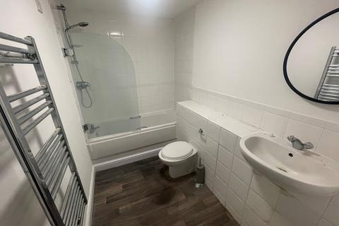 2 bedroom ground floor flat to rent, Siloam Place, Ipswich IP3