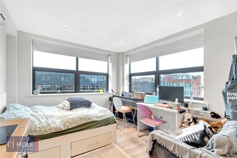 Studio to rent, Crown House, City Centre BS1