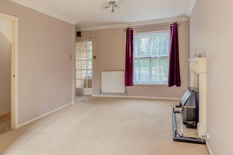 3 bedroom detached house to rent, Hastings Crescent, Cardiff CF3