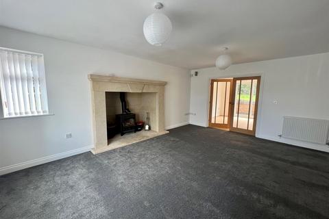 6 bedroom detached house to rent, Cockshot Road, Malvern