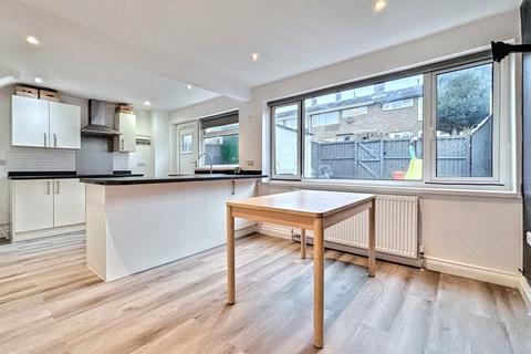 3 bedroom terraced house for sale, Farnham Road, Durham, Durham, DH1 5LN