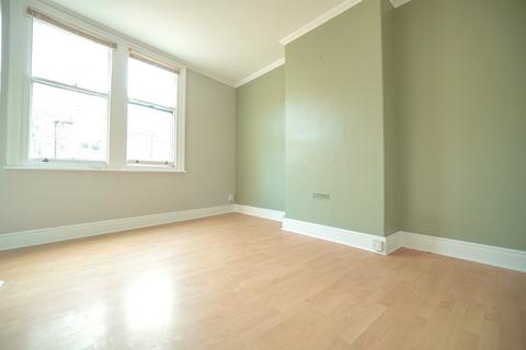 1 bedroom flat to rent, Oakwood Avenue, Oakwood, Leeds, LS8