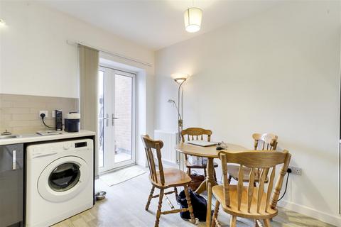43 Perry Road, Nottingham, NG5 3AD