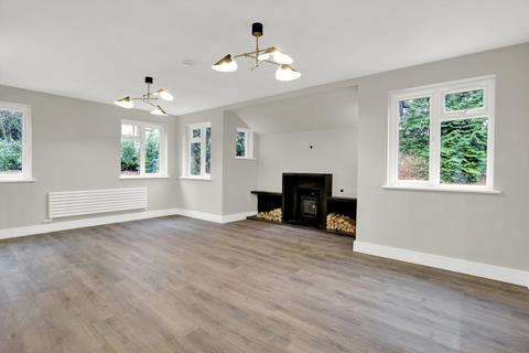 4 bedroom detached house to rent, Millfield Lane, Reigate, Surrey, KT20