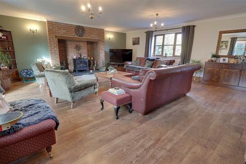 5 bedroom detached house for sale, 1 Greenfields, Cheltenham Road East, Gloucester