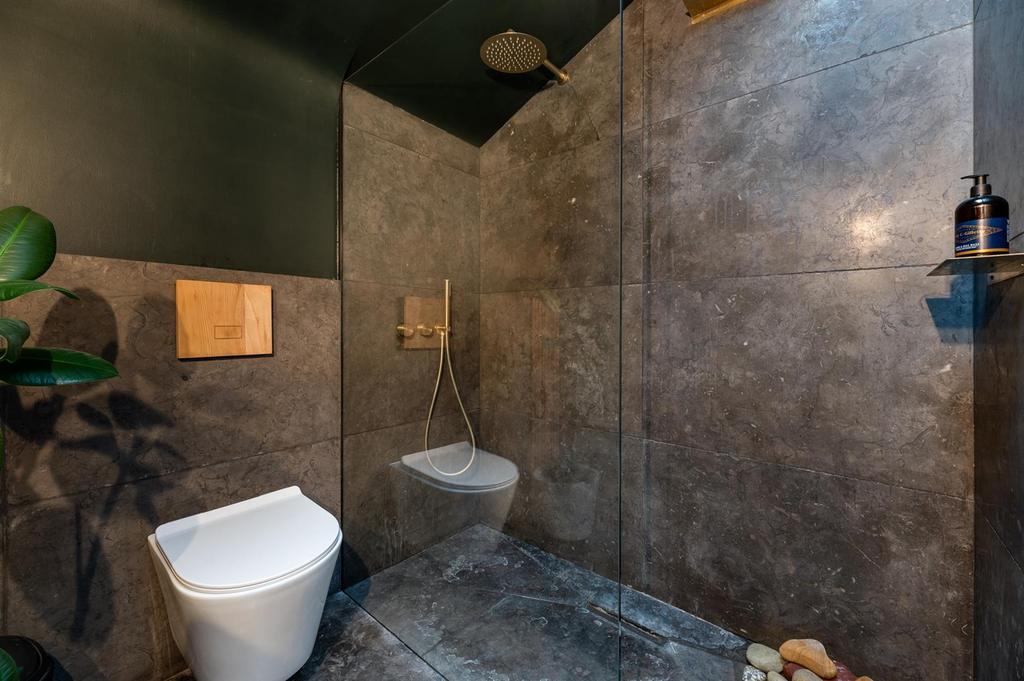 Master ensuite