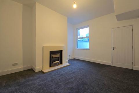 3 bedroom terraced house to rent, Wren Grove, Blackpool