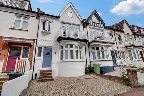 2 bedroom flat for sale, Hillside Crescent, Leigh-On-Sea SS9