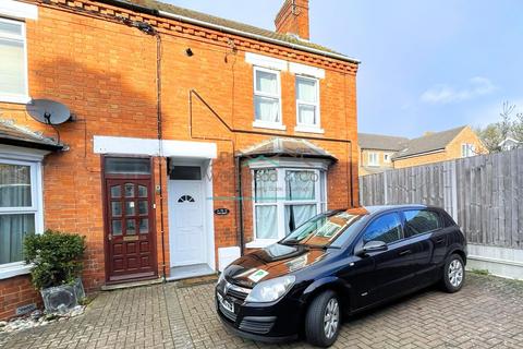 undefined, East Grove, Rushden, Northamptonshire
