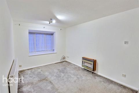 undefined, Milverton Green, Luton