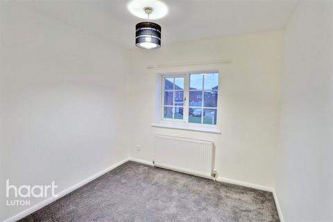undefined, Milverton Green, Luton