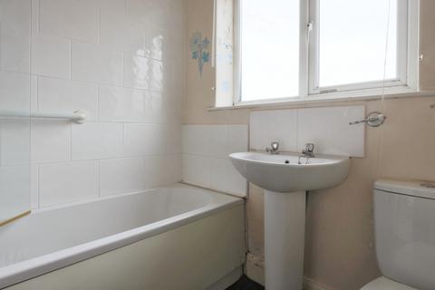 2 bedroom semi-detached house for sale, Setting Crescent, Hull, HU5 5TJ