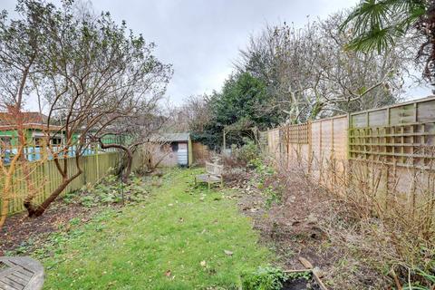 41 Mayfield Drive, Caversham, Reading, RG4 5JP