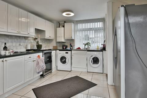 3 bedroom terraced house for sale, Deerhurst Grove, Bransholme, Hull,  HU7 4QE