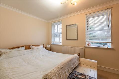 3 bedroom end of terrace house for sale, Murray Road, Chertsey KT16