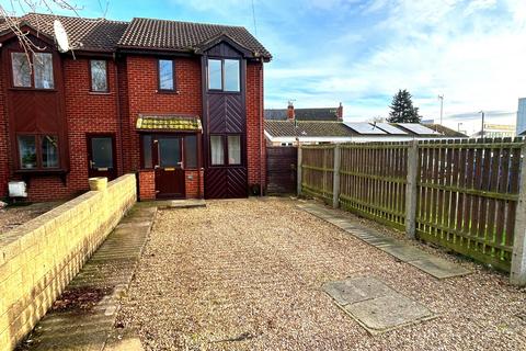 2 bedroom terraced house to rent, Middlecott Close, Boston, PE21