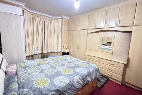 9 Witley Gardens, Southall, UB2 4ES