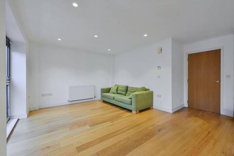 1 bedroom flat for sale, Shepperton Road, Islington, London, N1