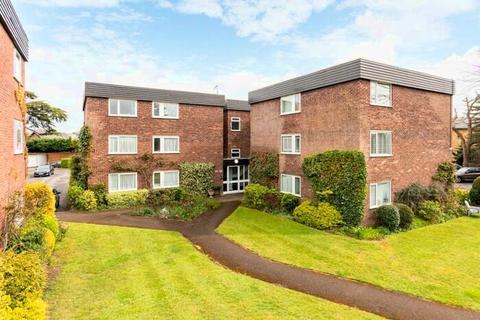 1 bedroom apartment to rent, Mount Felix, Walton-on-Thames, Surrey, KT12