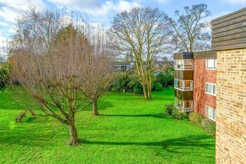 1 bedroom apartment to rent, Mount Felix, Walton-on-Thames, Surrey, KT12