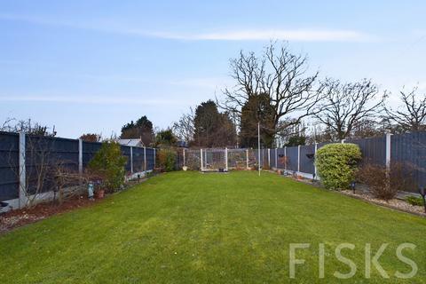 2 bedroom semi-detached bungalow for sale, Wavertree Road, Benfleet, SS7