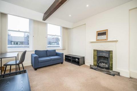 1 bedroom flat for sale, Doughty Street, London WC1N