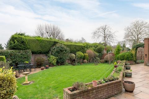 4 bedroom detached house for sale, Orchard Close, Bromham, Bedfordshire, MK43