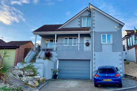 4 bedroom detached house to rent, Nightingale Drive, Weymouth DT3