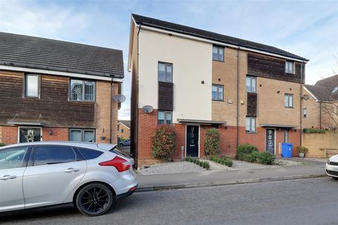 2 bedroom townhouse for sale, Constable Way, Brough